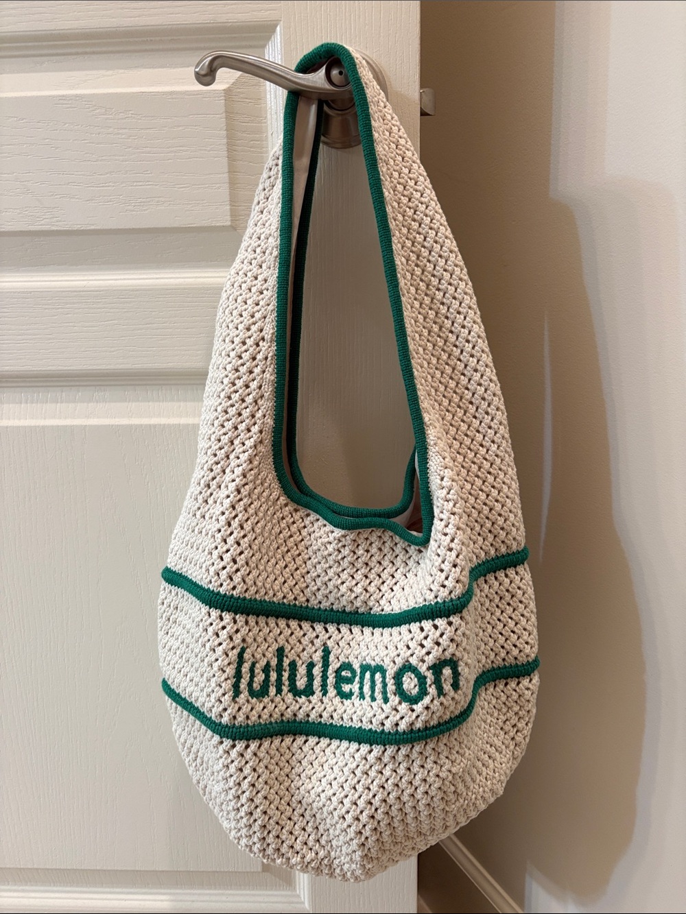 LULULEMON OS - Picture 3 of 5